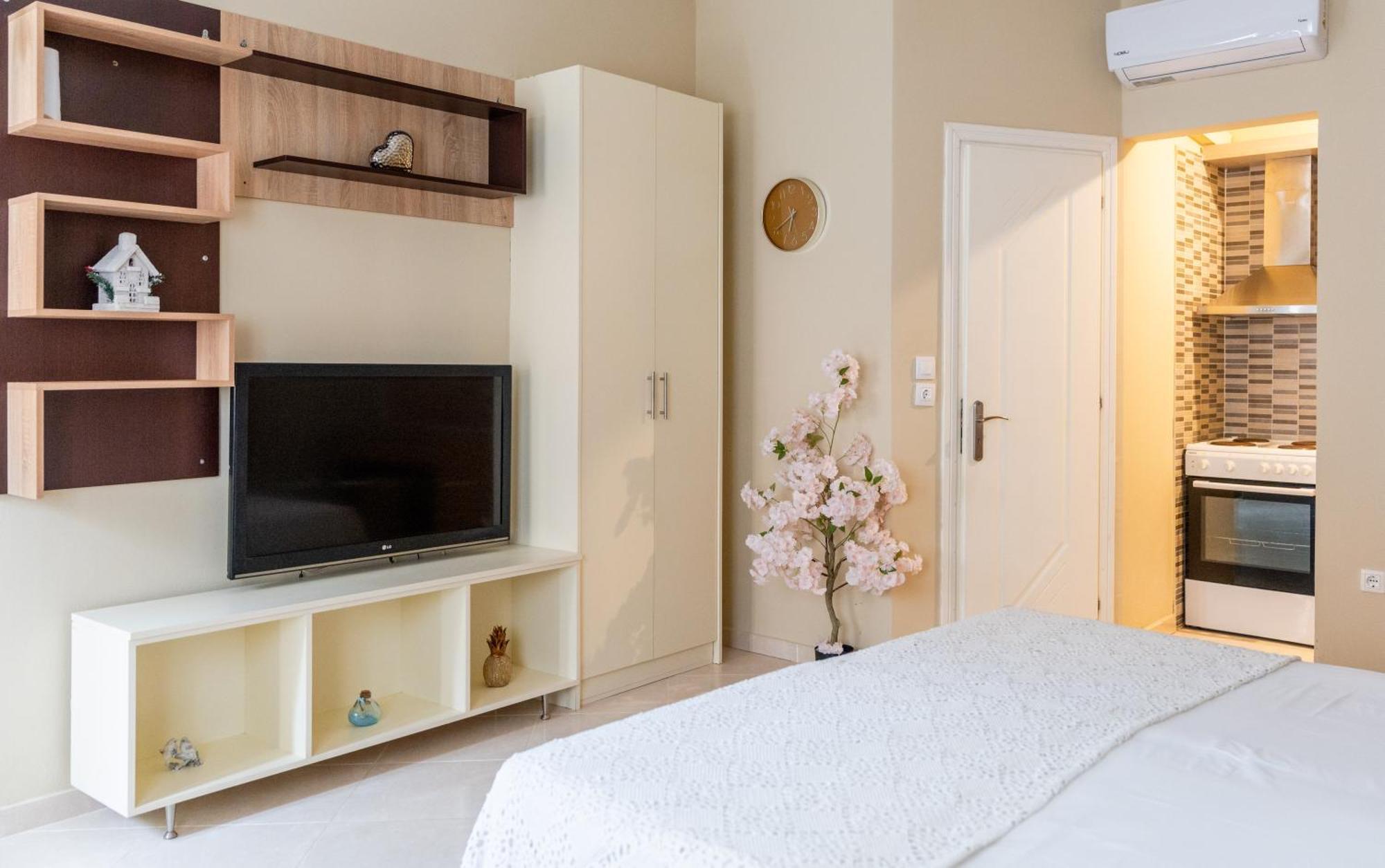 Romeo Apartament 2 Lixouri Exterior photo